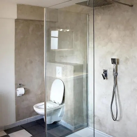 Arvor Independant En Bas De Maison Apartment Cannes